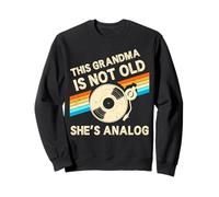 Vinyle rétro pour fête des mères avec Inscription This Grandma is Not Old Shes Sweatshirt