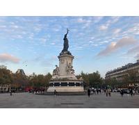 Visite guidée à pied du quartier de Paris Le Marais avec dégustations