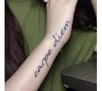 Vivre dans l'instant cool beau Herbal Tattoo sticker homme imperméable à l'eau anti - frottement durable non réfléchissant