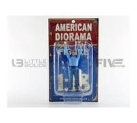 Voiture Miniature de Collection AMERICAN DIORAMA 1-18 - FIGURINES Crew Holding Reflector - Bleu / Black - 77428 - Resin Bleu G