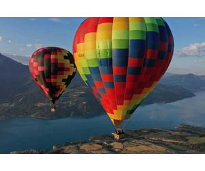 Vol exclusif en montgolfière - Lac de Serre-Ponçon