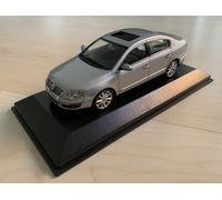 Volkswagen Touran - échelle 1/43 - VW Minichamps miniamps - 1T0099300
