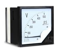 Voltmètre de panneau de tension AC, voltmètre de panneau carré Voltmètre analogique AC 0-500V mètre de panneau analogique Voltmètre de tension pour dispositifs de commande électroniques