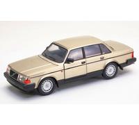 Volvo 240 Gold 1/24 Welly-Welly
