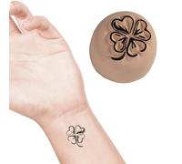 Vous voulez un tatouage temporaire du trèfle 4, mais vous avez des doutes ? Tatouages doux pour la peau de LaDot, pour petits et grands. Le tampon de tatouage pour le corps et les bras. De nombreux