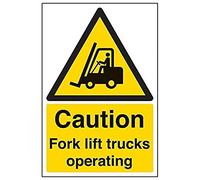 VSafety Panneau d'avertissement « Caution Fork Lift Trucks Operation » - Portrait - 300 mm x 400 mm - Polycarbonate 2 mm