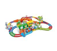VTech - Tut Tut Bolides Super Circuit Train Éducatif - Circuit Voiture Enfant Électronique avec Adam Train Marchand, 6 Zones Magiques - Cadeau Garçon et Fille de 1 an à 5 Ans - Contenu en Français
