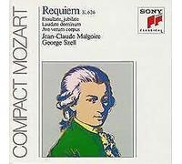 W.A. Mozart - Mozart Choral Works: Requiem K. 626-Exsultate, Jubilate-Vesperae Solennes De Confessore-Ave Verum Corpus [Import]