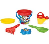 Wader 81137 - Ensemble de seaux Paw Patrol avec seau, passoire, pot à eau, pelle, râteau et moule à sable, 6 pièces, idéal comme cadeau pour les jeux créatifs