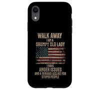 Walk Away I Am A Grumpy Old Lady Funny Femme Coque pour iPhone XR