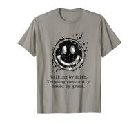 Walking Faith est constamment sauvée par Grace Qui trébuche Beaucoup T-Shirt