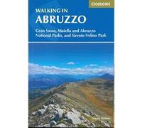 Walking in abruzzo Steven Haines (Auteur)