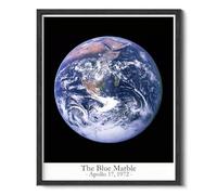 Wallbuddy Décoration Murale d'Astronomie Point Bleu Pâle, Lever de Terre, James Webb, Quintette de Stephen, Nébuleuse de la Carène, Affiche Rétro D'astronaute | Cadre Noir 30,5 x 40,6 cm