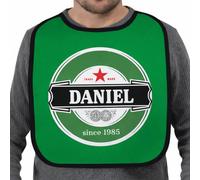 Wanapix | Bavoir pour adulte personnalisé | Design bière « Pense en vert » | Grand bavoir blanc avec prénom et année personnalisables | Avec liens à nouer | Bordure noire