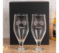 Wanapix | Pack de Verre à Bière Personnalisable | 50 cl. | 2 Verres à Bière avec Nom, âge et Date de naissance | Verres écologiques sans plomb | Cadeau original pour les brasseurs | Chopes trinquant