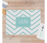 Wanapix | Set de Table Personnalisé avec Nom | Set de Table en Tissu pour Enfant | Nappe Personnalisée | Imperméable et Lavable | 50x35 cm | Zig zag