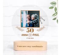 Wanapix | Trophée Personnalisable Anniversaire | Cadeau Couple | Trophée Méthacrylate Rond | Base en Bois Naturel Gravé| Anniversaire