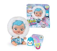 Wandi Doo's from North Pole, Poupée bébé Esquimau du pôle Nord, Parle avec Le langage Universel des bébés, Doo Doo Doo, habillé d'Esquimau avec 2 Accessoires, biberon et Sucette, célèbre (WAD00000)