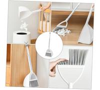 Warmhm Balai Pelle Mini pour Garçon Fille Outil de Nettoyage Léger et Compact Kit de Ménage Ludique Balayette pour Garçon Fille Accessoire Rangement Facile Couleur Couleur Aléatoire