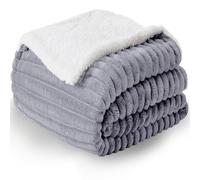 WAVVE Plaid Polaire Sherpa en Cordon Grossier, 220x240 Couverture lit 2 Personnes Gris Clair, Plaid Canape Fourrure Jeté de Canapé Réversible, Jete Canape Grand Épais Chaud et Doux en Peluche