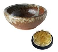 Wazakura Kit Outils Essentiels Japonais Ikebana, Petit Vase Rond en Céramique et Kenzan pour Arrangement Floral, Vase Rayures Blanches, Pique Fleurs en Laiton 61mm, Minoyaki Series