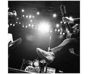 We Allraise Our Voices To The Air : Live 04.11 - 08.11