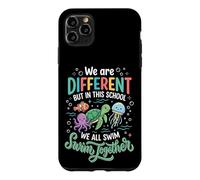 We are All Different But in This School We All Swim Together Coque pour iPhone 11 Pro Max