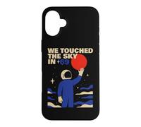 We Touched The Sky in '69 Retro Astronaute Moon Landing Coque pour iPhone 16 Plus