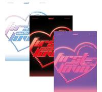 WEI - WEI [ PART.1 FIRST LOVE ] 4th Mini Album ( START OF LOVE / FALLING IN LOVE / LOVE WITH RUI - RANDOM Ver. ) ( Incl. CD+Photo Book+Holder+Folded Poster(On Pack)+Film Photo+ETC )