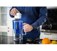 Wessper Carafe filtrante en verre 3 L Compatible avec les cartouches filtrantes Brita, Inclus 4 cartouches filtrantes, Bleu