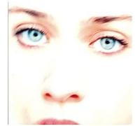 Fiona Apple – When the Pawn Hits the Conflicts He Thinks Like a King...
