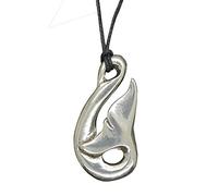 White Cloud New Zealand Pendentif Néo-Zélandais Queue de Baleine - Fait Main en Etain Fin, Fabrication Française