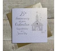 WHITE COTTON CARDS Carte de 25e anniversaire avec motif église argentée, finition à la main (D179-25)