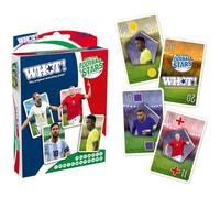Winning Moves Jeu de Carte Foot WHOT! Jeu Familial Dynamique, Cartes Colorées et Règles Simples, Idéal pour Enfants et Adultes, Parfait pour Voyages et Soirées Jeux, Idée Cadeau Ludique