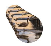 Wild Goose By The Bridge Lot de 4 désodorisants de voiture amusants à suspendre pour voiture - Mignon et durable - Décoration à suspendre - Cadeau pour homme et femme - Forme ronde