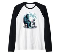 will you marry me bigfoot, cool moon propose bigfoot alien Manche Raglan