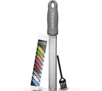 Winzbacher - Râpe Zesteur Premium | Râpe à Parmesan, Citron, Muscade, Gingembre | Lame en Acier Inoxydable Ultra-Tranchante | Passe au Lave-Vaisselle | Brosse de Nettoyage Incluse