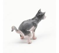 Wmqbjta Figurine Chien Miniature Modèle Animal Diorama Accessoire Décor Scène de Tableau Sable Matériau Synthétique Convient aux Collections Tableaux Sablés Vitrines, Husky Faisant Caca