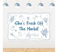 Wonmelody She's Fresh Off The Market Décoration de fête prénuptiale 1,5 x 0,9 m Bleu Farmer Market Bannière Fruits Légumes Fournitures pour jardinier cultivé localement Ferme Bride to Be Bachelorette