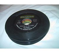 Words Of Love / Dancing In The Street [Vinyl Single 7'']