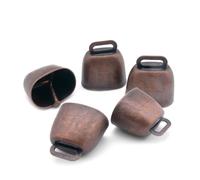 Wumuzai Lot de 5 petites cloches en cuivre pâturage en laiton, mini cloches pour chiens, bétail, chèvre, cheval, ferme, bruyant, accessoires antivol pour décoration de Noël, 35x24x37 mm/1.4x0.9x1.5