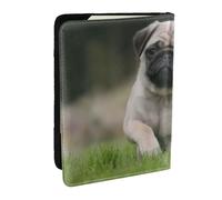 Wykjtwo Carlin Bokeh Chiot Chiens Pelouse Animaux Carlin, Porte-Passeport Portefeuille de Voyage en Cuir PU Étui pour Passeport Couvre-Passeport 6,5 po