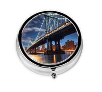 WZYWHJ New York Manhattan Bridge Night Printing Boîte à médicaments circulaire de voyage portable avec compartiments Mini distributeur de pilules