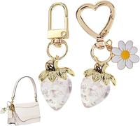 XFSRG 2 Pièces Porteclés Fraise Résine Brillante Mousqueton Cœur Accessoire Sac Marguerite Charm Bijou