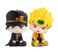 Xinchangda Lot de 2 figurines JJBA Jotaro Dio Brando Look Up Figure Stutue, 10 cm Jotaro en peluche porte-clés Anime PVC modèle de collection gâteau décoration de bureau cadeau
