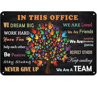 XingFox Plaque en métal humoristique, citation « Dans ce bureau, nous sommes une équipe », affiche de décoration murale de bureau, 20 x 30 cm