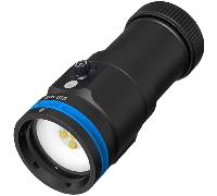 Xtar D30 6000-flashlight, MC4S charger