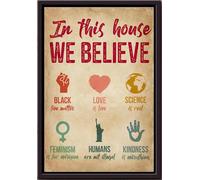 YAASIMOULE Dans cette maison, nous croyons que la vie des Noirs compte. L'amour est une science réelle. Affiche vintage encadrée sur toile mate.