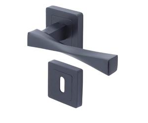 Yale Paire de Poignées de porte sur rosace Verona Noir Mat - Rosaces de fonction Trou de serrure incluses - Carré de 7 mm - Porte intérieure et extérieure, YPP7-V-PC