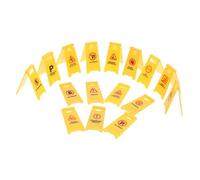 Yardwe 16 Pièces Miniature Toy Road Signs Set with Roadblocks for Educational Traffic Simulation and Cognitive Learning